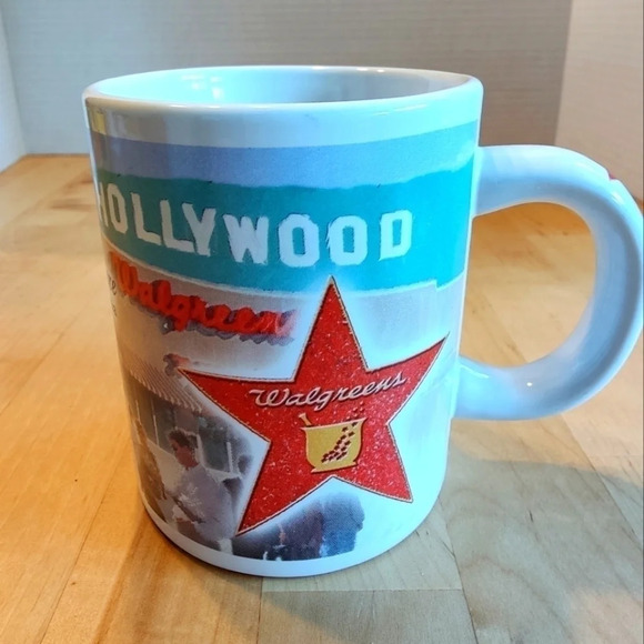 2003 Walgreens Goes Hollywood Mug Cup, 4000th store opening, EXC - Picture 3 of 9